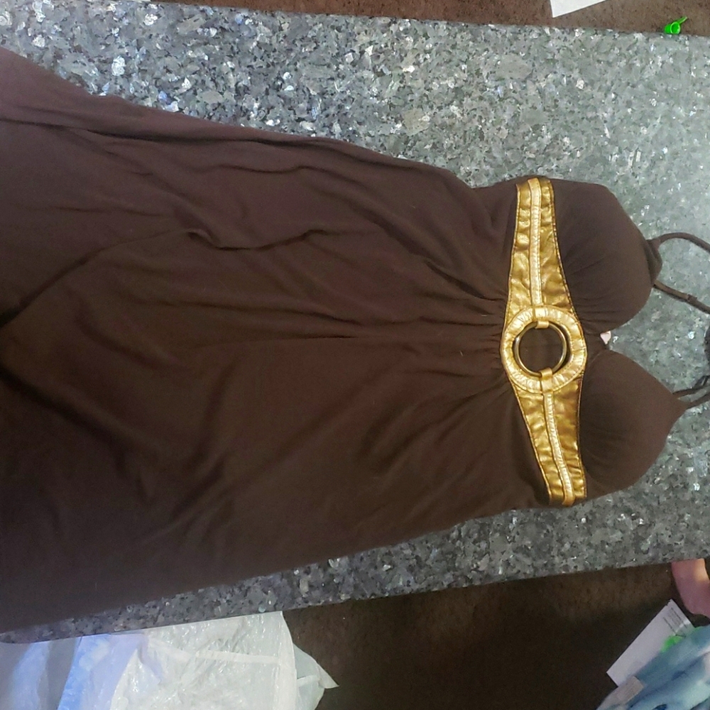 Brown dress